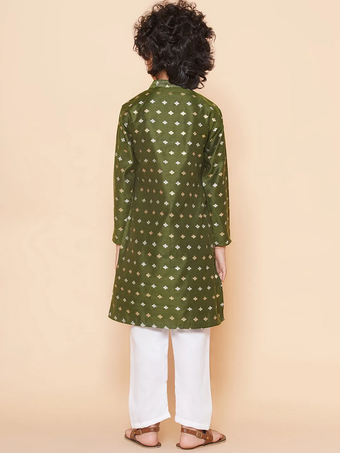 Boys Green Self Design Booti Kurta with Pyjamas