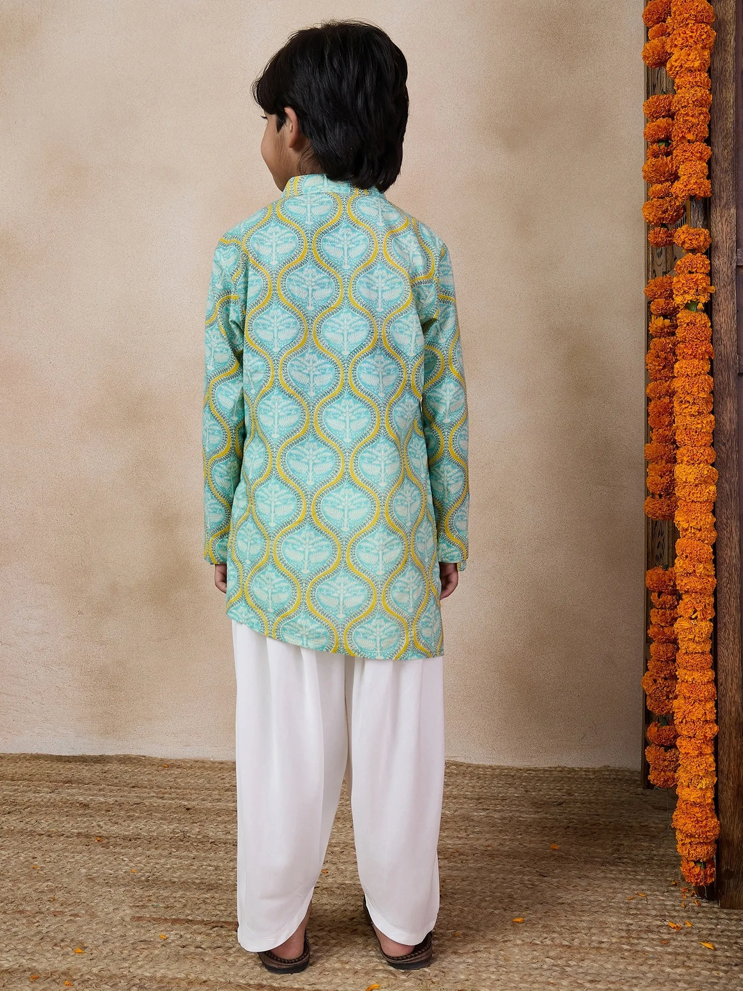 Boys Mandarin Collar Floral Printed Regular Kurta With Salwar