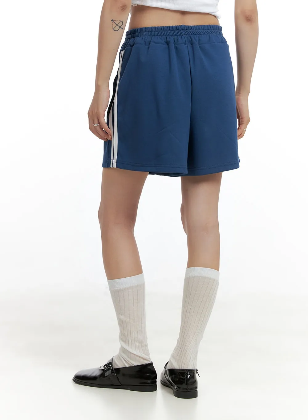 Contrasting Activewear Track Shorts CL425