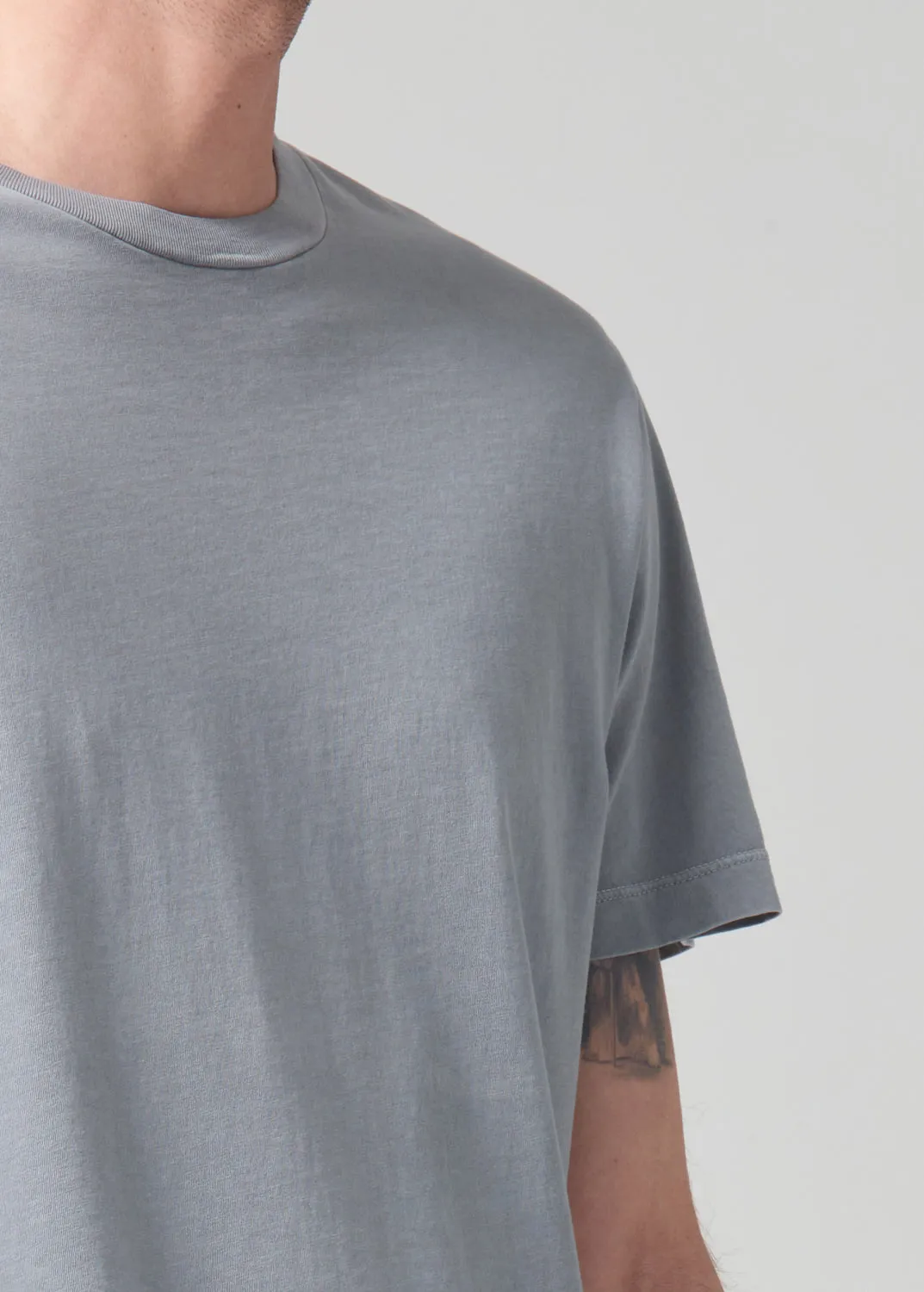 Everyday Short Sleeve Tee in Stone Age