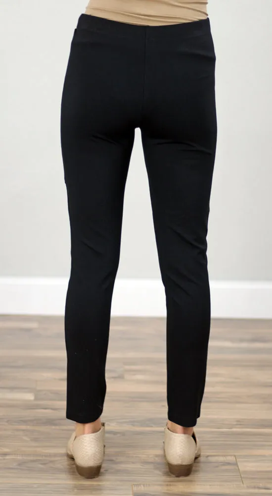 Lyrca Leggings in Black by Valentina