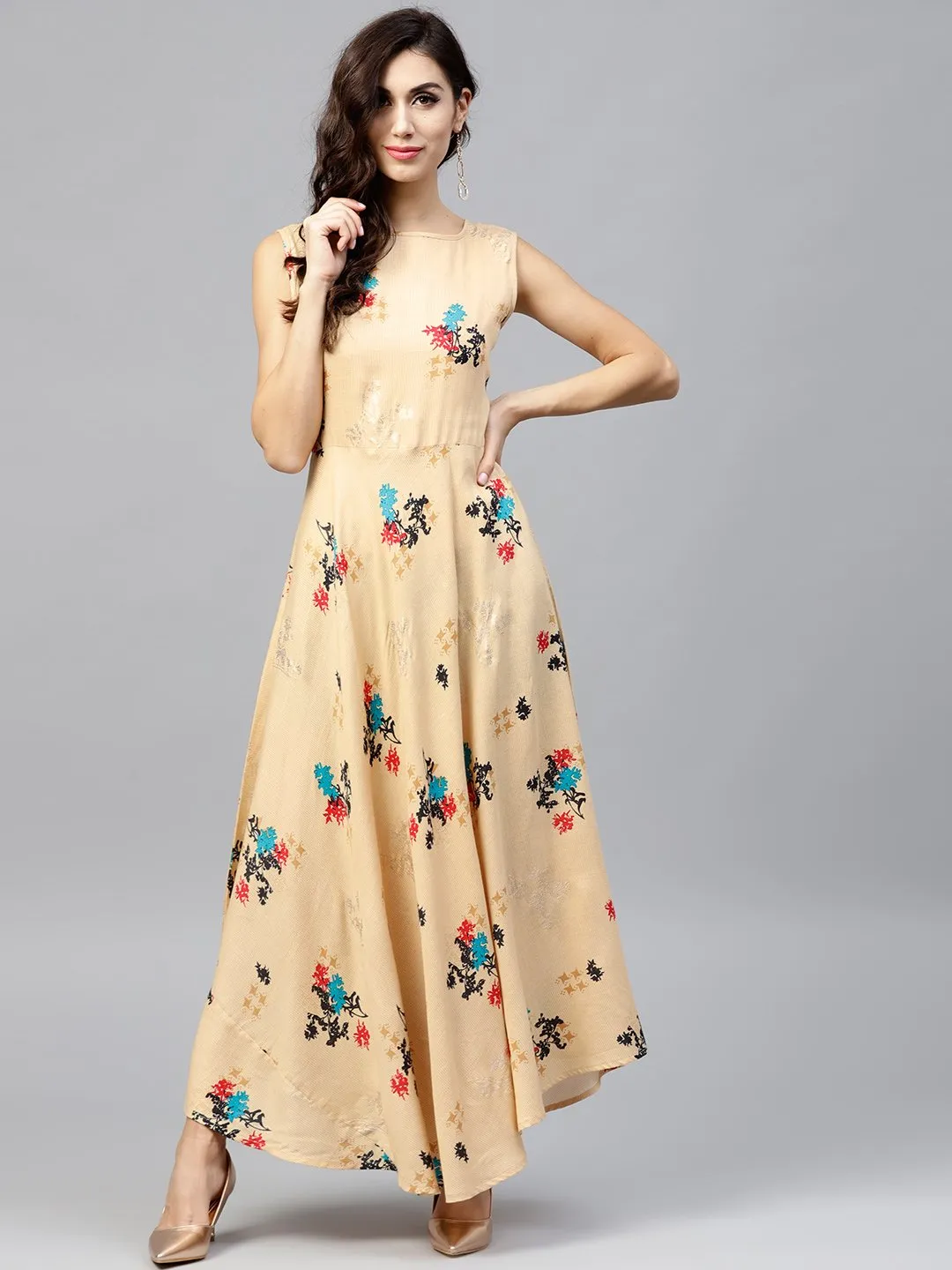 Sleeveless Pale Yellow Maxi Dress  With Round Neck