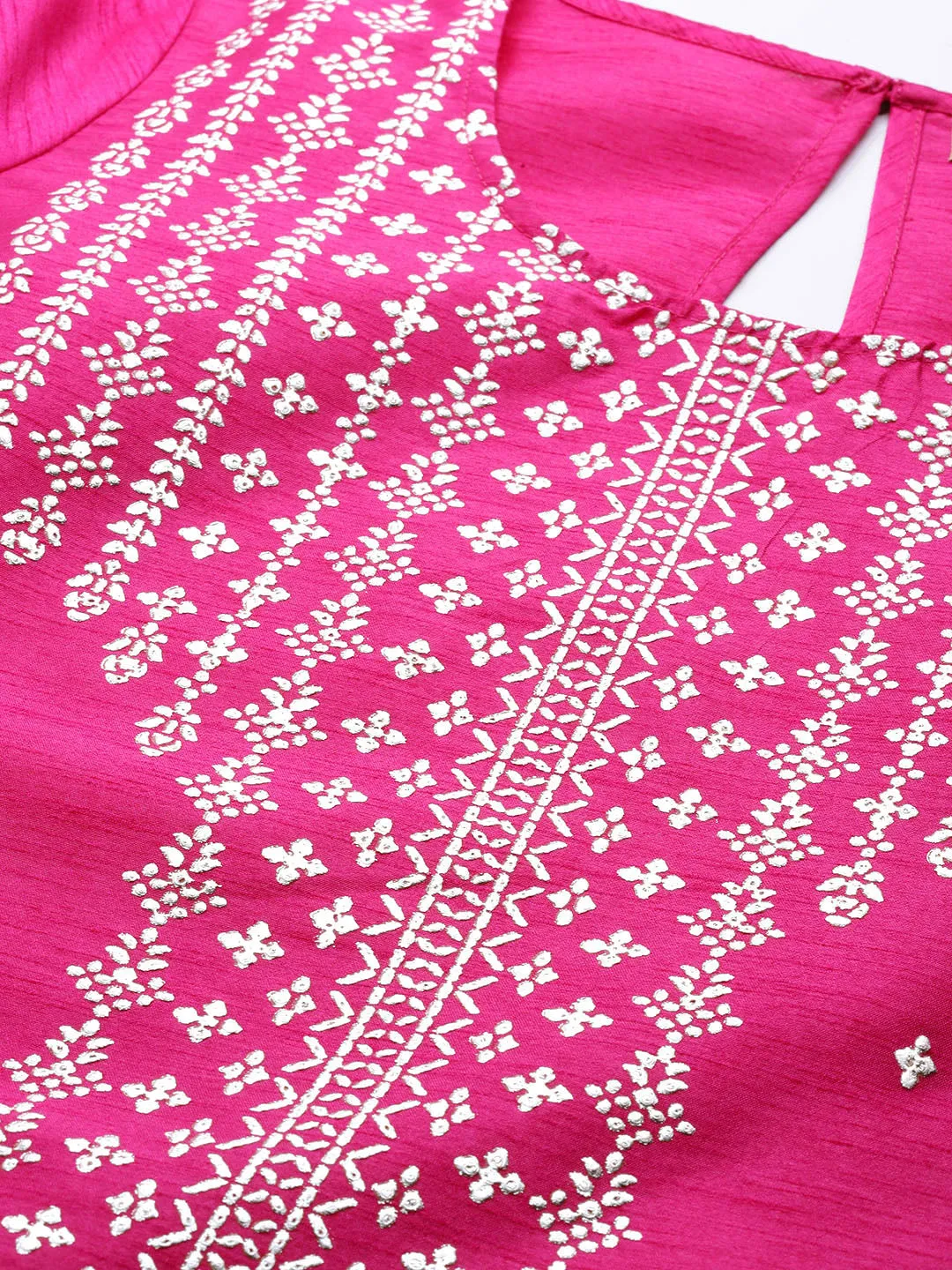 Women Fuchsia Mukaish Work Kurta With Pencil Pants