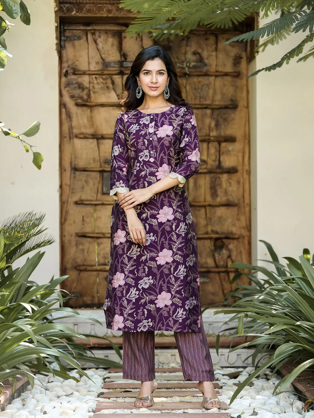 Women Purple Chanderi Silk Kurta Set With Dupatta